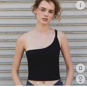 BRANDY MELVILLE ‘ One Shoulder Tank ‘